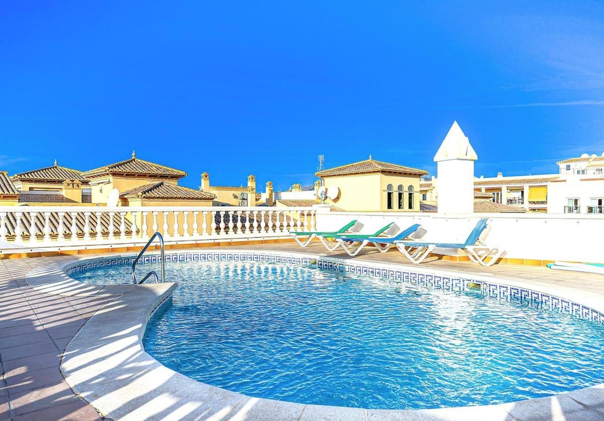 Renovated 2 Bedroom In Center, Carabeo Area Appartement *