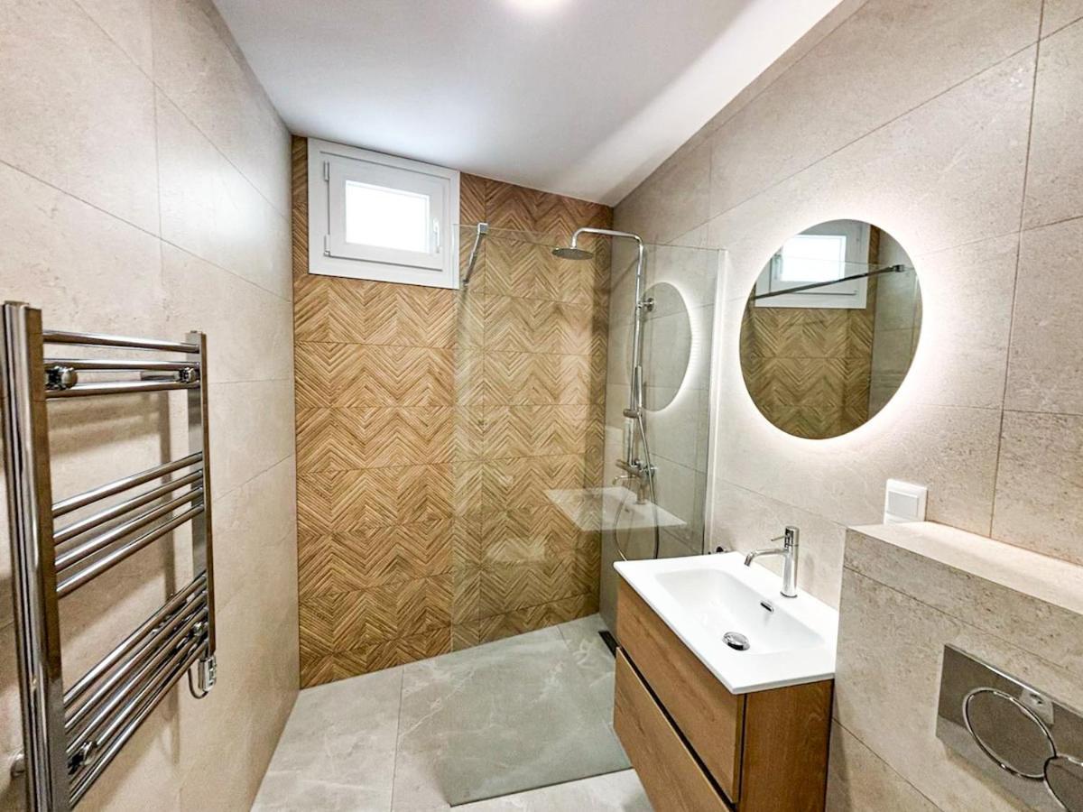 Appartement Renovated 2 Bedroom In Center, Carabeo Area *