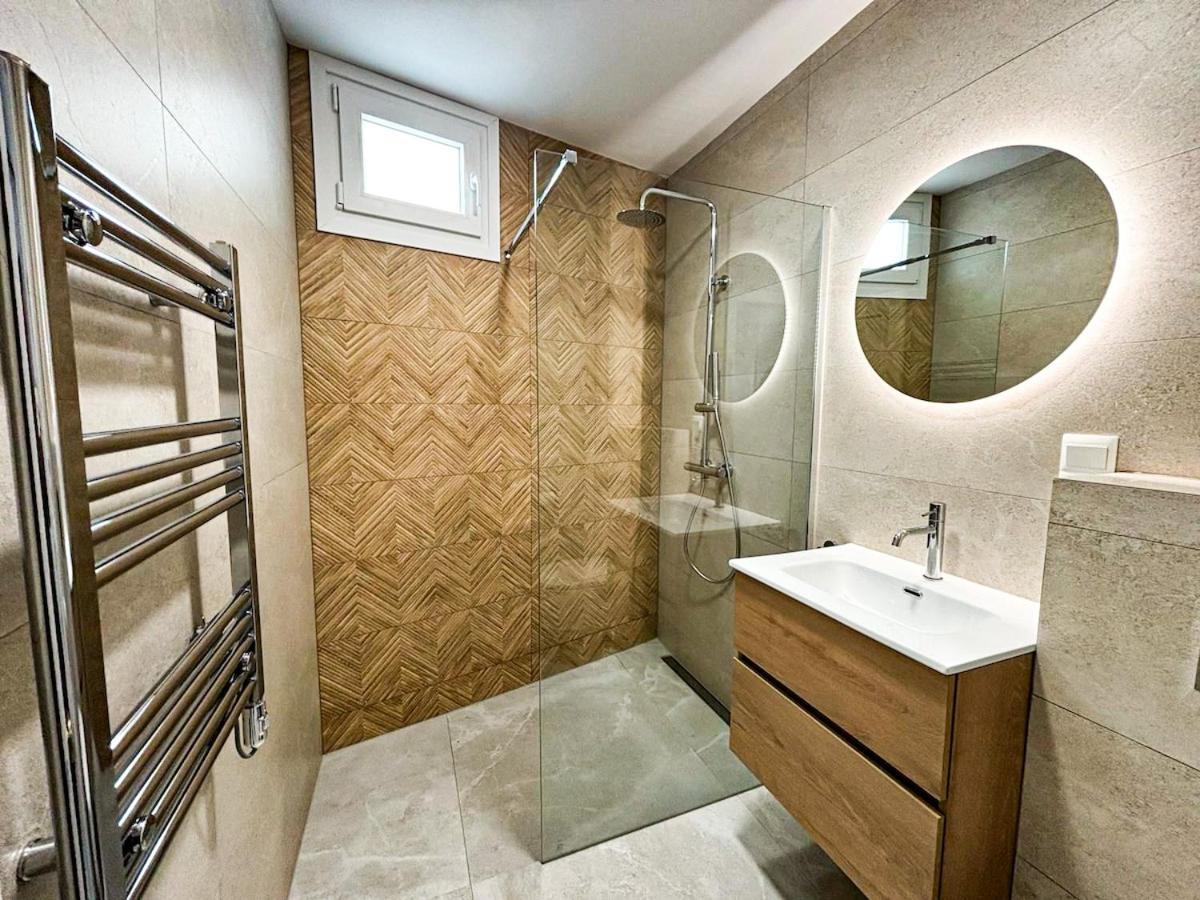 Renovated 2 Bedroom In Center, Carabeo Area Appartement Nerja